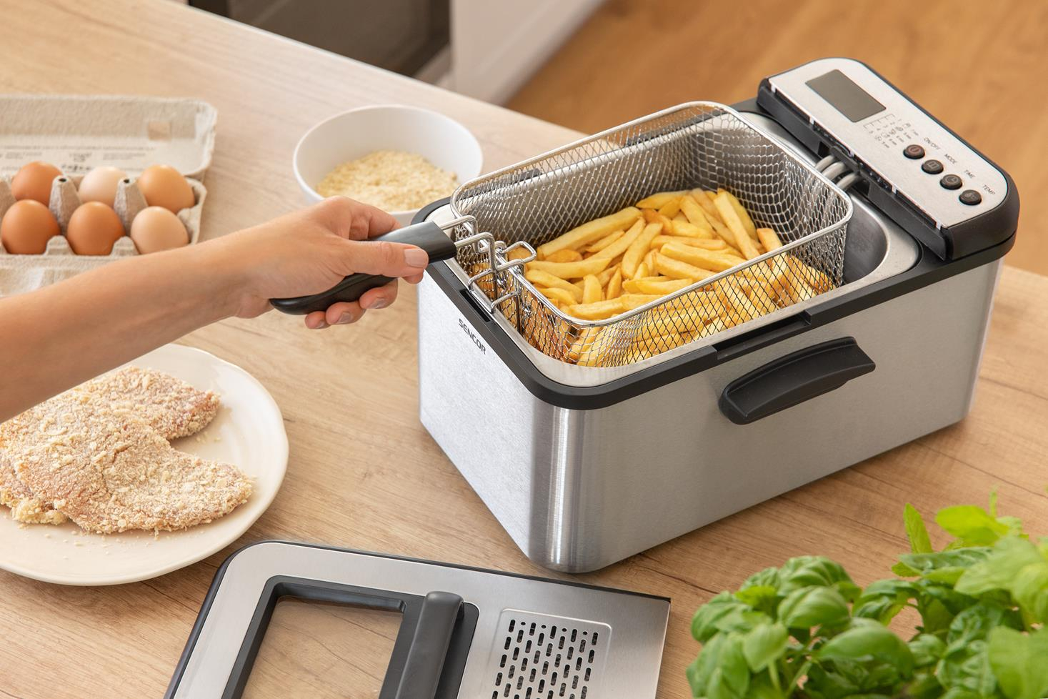 Sencor SFR 8200SS
