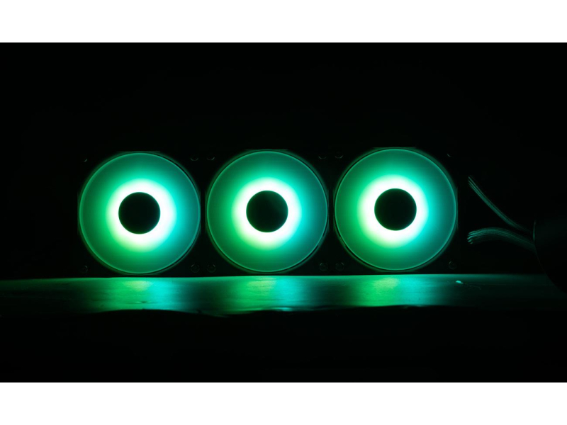 MSI MPG CoreLiquid P13 360 3x120mm