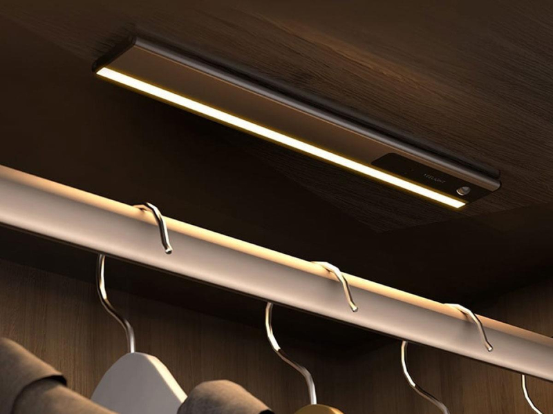 Einfache Aufladung und Montage der Yeelight Leuchte