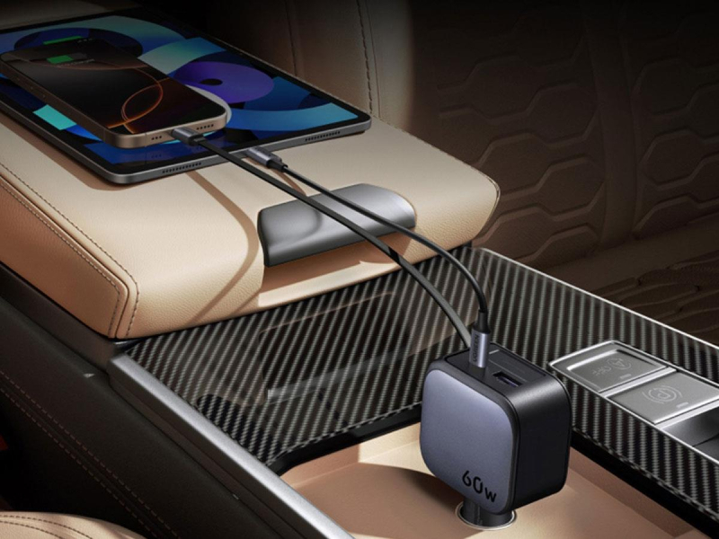 UGREEN Autoladegerät EC602USB-C + USB60W mit Kabel grau