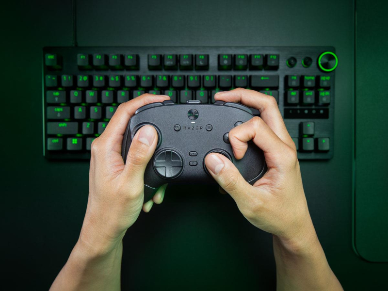 Razer Wolverine V3 Pro 8K PC