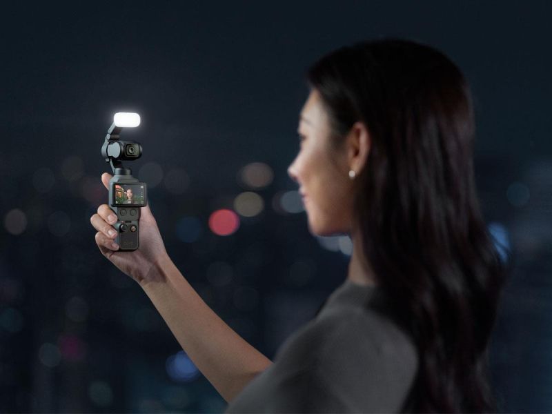 DJI Osmo Pocket 4 Creator Combo