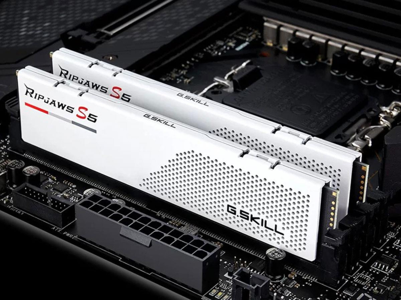 G.SKILL 32GB (2x16GB) 6000MHz CL30 Ripjaws S5 Weiß