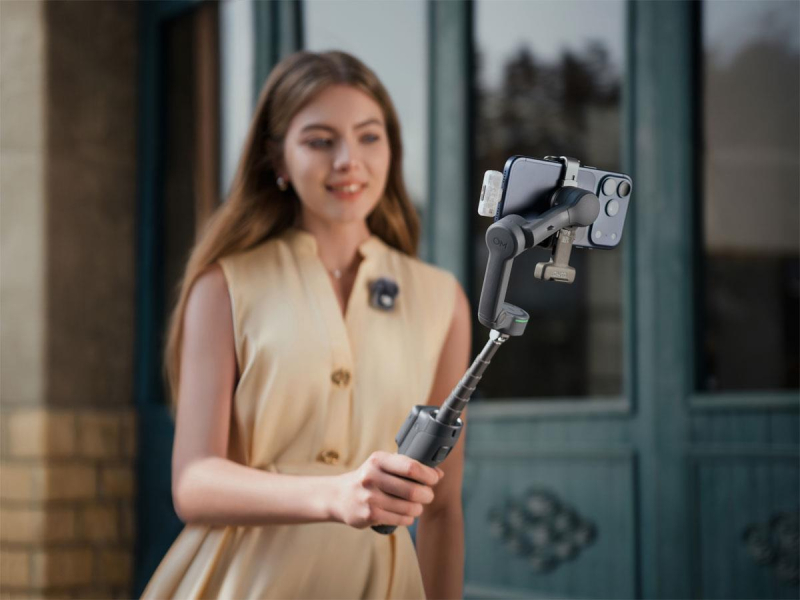 DJI Osmo Mobile 8P Creator Combo