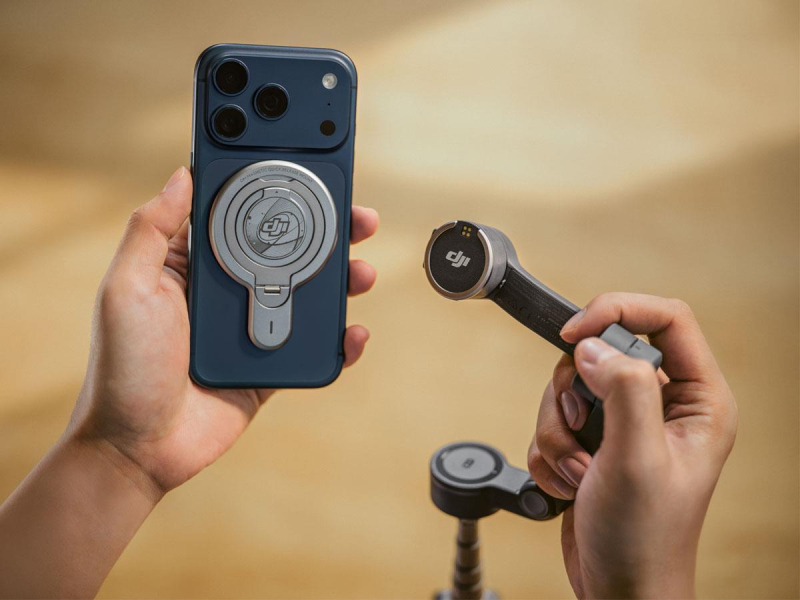 DJI Osmo Mobile 8P Standard Combo